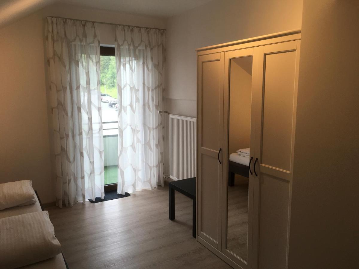 Hotel-Pension Zum Paradies 빌링겐 외부 사진