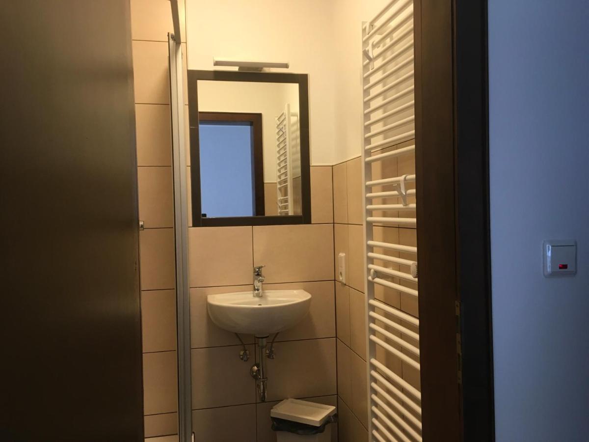 Hotel-Pension Zum Paradies 빌링겐 외부 사진