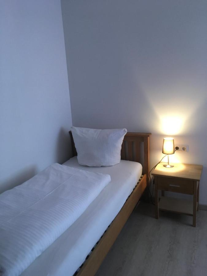 Hotel-Pension Zum Paradies 빌링겐 외부 사진
